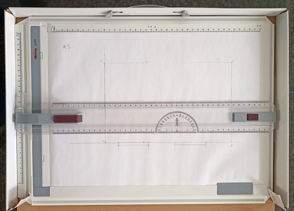 Rotring Profil A3 Tekenbord - ZGAN - nieuwprijs €100,88, Ophalen of Verzenden, Zo goed als nieuw, Minder dan 130 cm