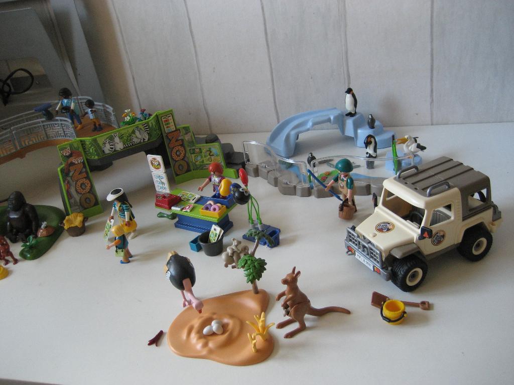 playmobil grote dierentuin 71600 met extra dieren en auto, Ophalen of Verzenden, Zo goed als nieuw