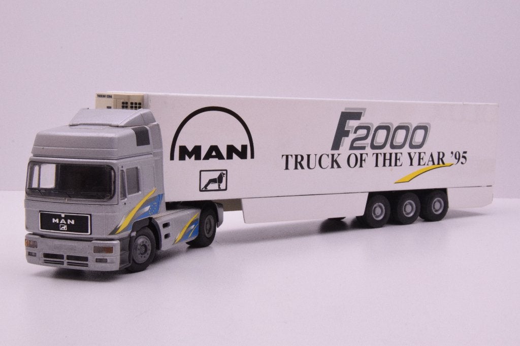 MAN F 2000  ''  truck of the year ''  Conrad, Hobby en Vrije tijd, Ophalen of Verzenden, Gebruikt, Bus of Vrachtwagen, Conrad