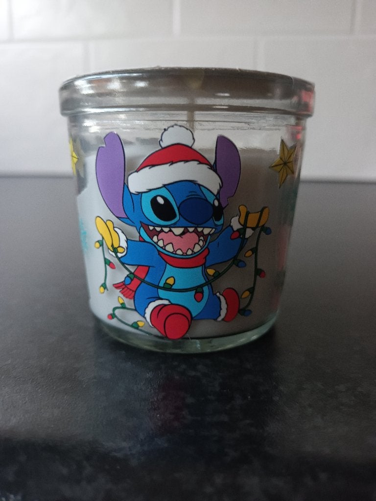 Nieuw geurkaars nr 16; rondom bestickerd met Stitch zittend, Wit, Nieuw, Ophalen of Verzenden, Glas