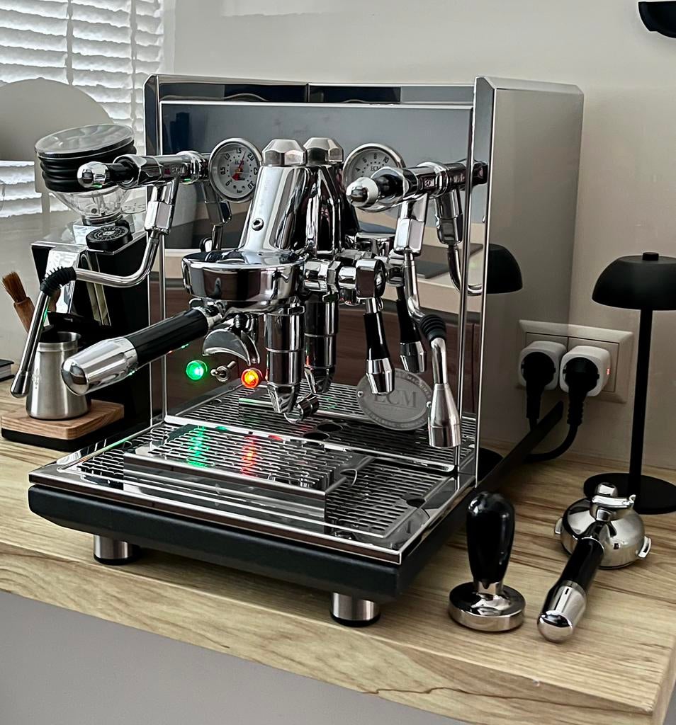 ECM Synchronika - dual boiler - absolute topstaat, Witgoed en Apparatuur, Koffiezetapparaten, 2 tot 4 kopjes, Ophalen, Zo goed als nieuw