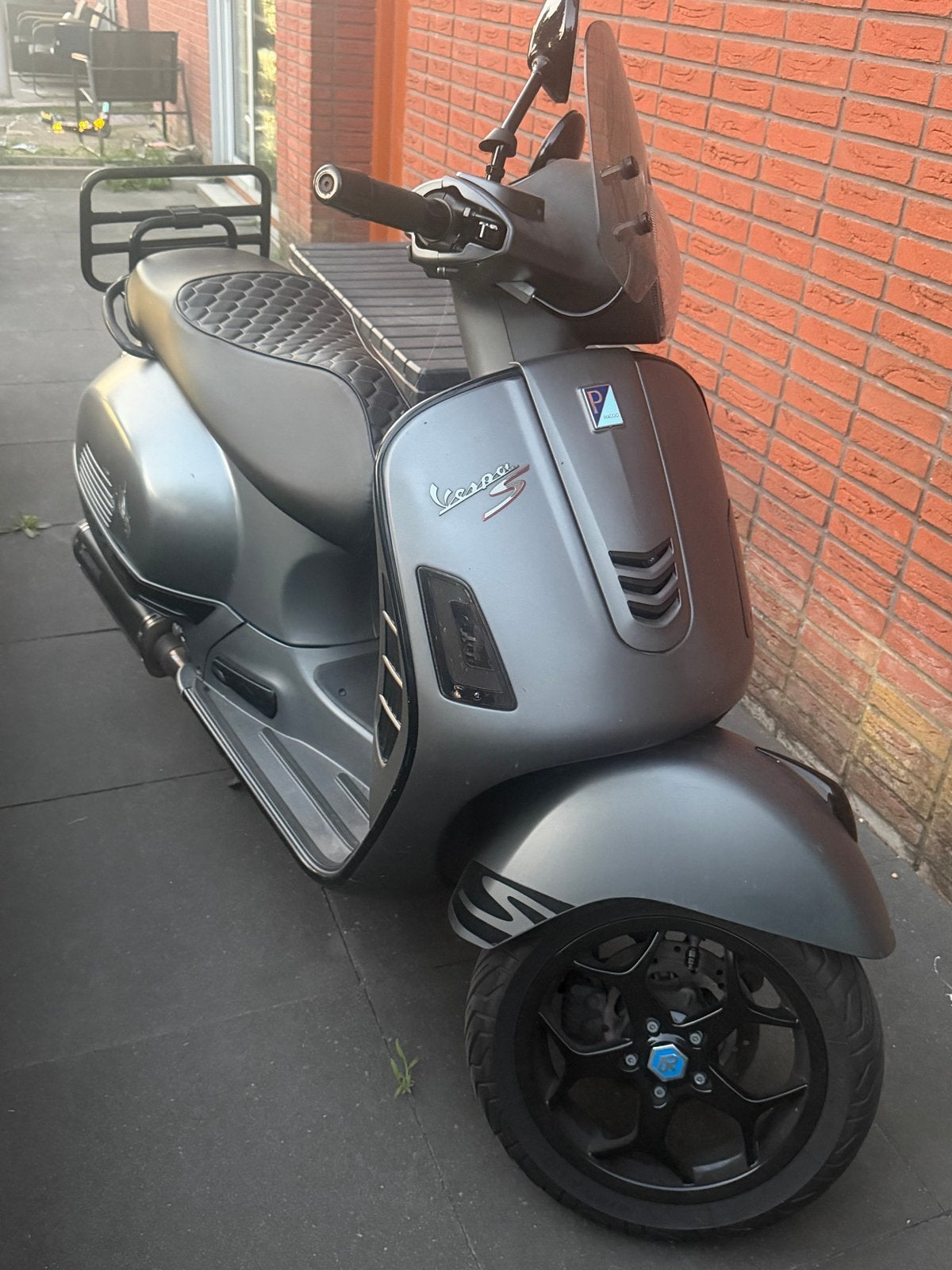 Vespa GTS300 Super - AKRA - LED - 11k KM - GTS 300, Ophalen of Verzenden