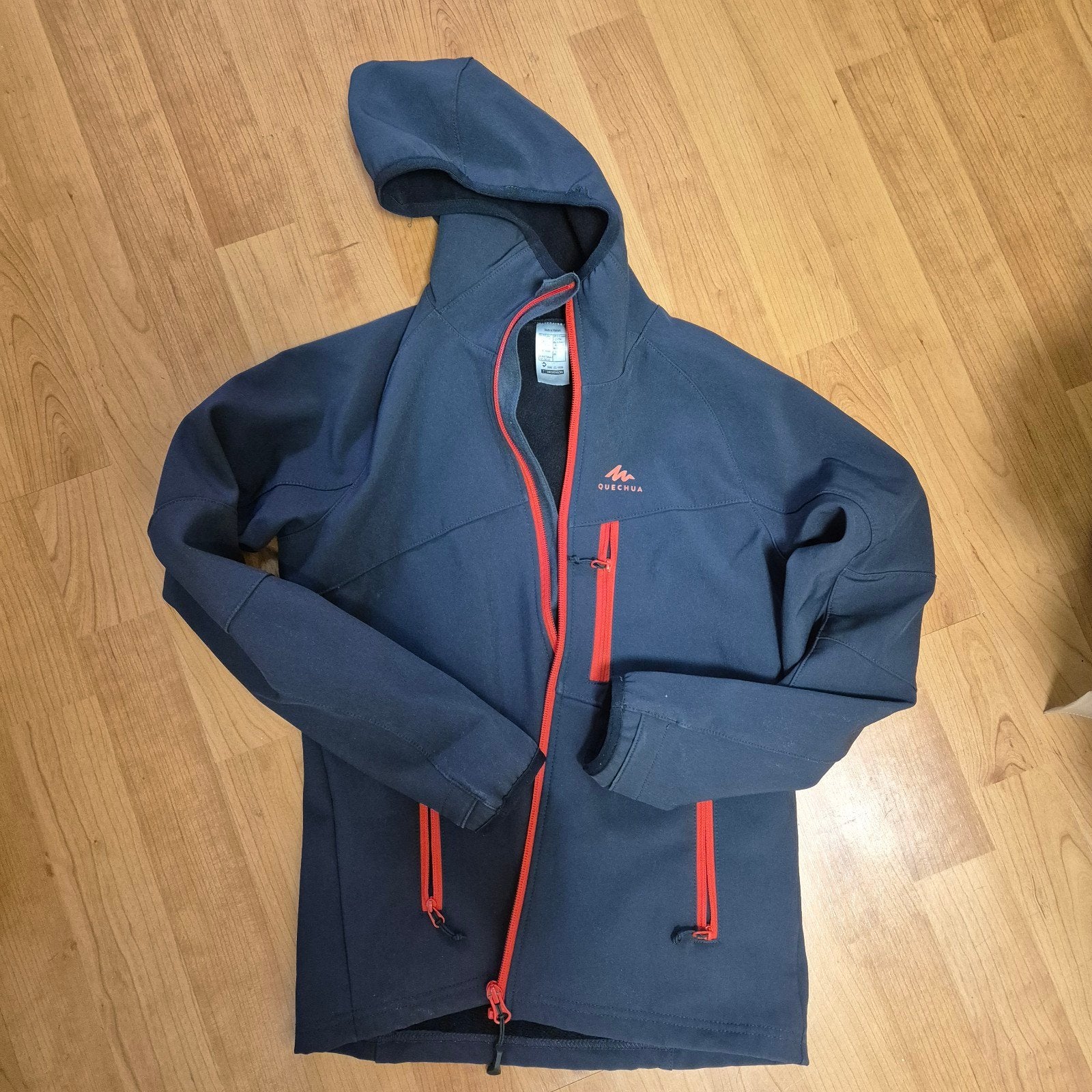 2 Decathlon softshell, maat 140, Ophalen of Verzenden, Gebruikt, Decathlon, Jongen of Meisje