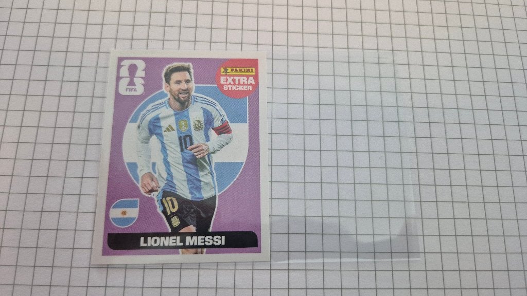 Panini WK 2026 extra sticker Messi en Son, Ophalen of Verzenden, Zo goed als nieuw, Sticker