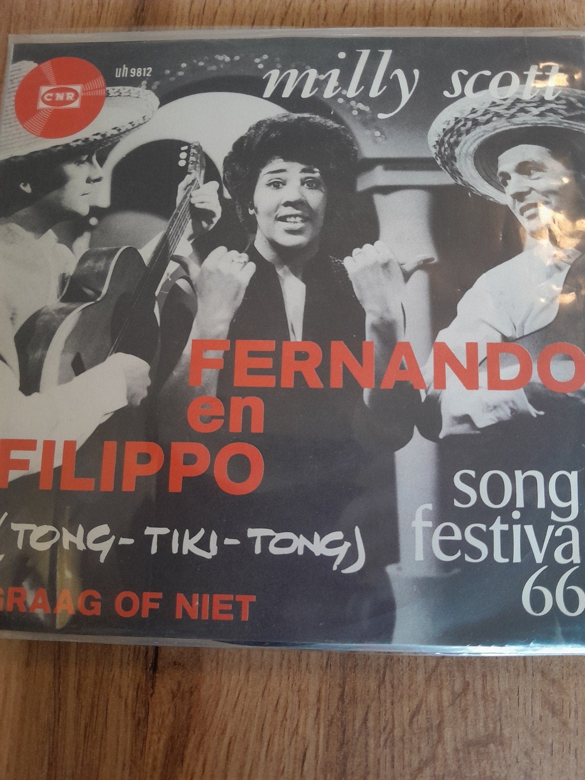 fernando en filippo 7 inch milly scott, Ophalen of Verzenden, Zo goed als nieuw, Nederlandstalig