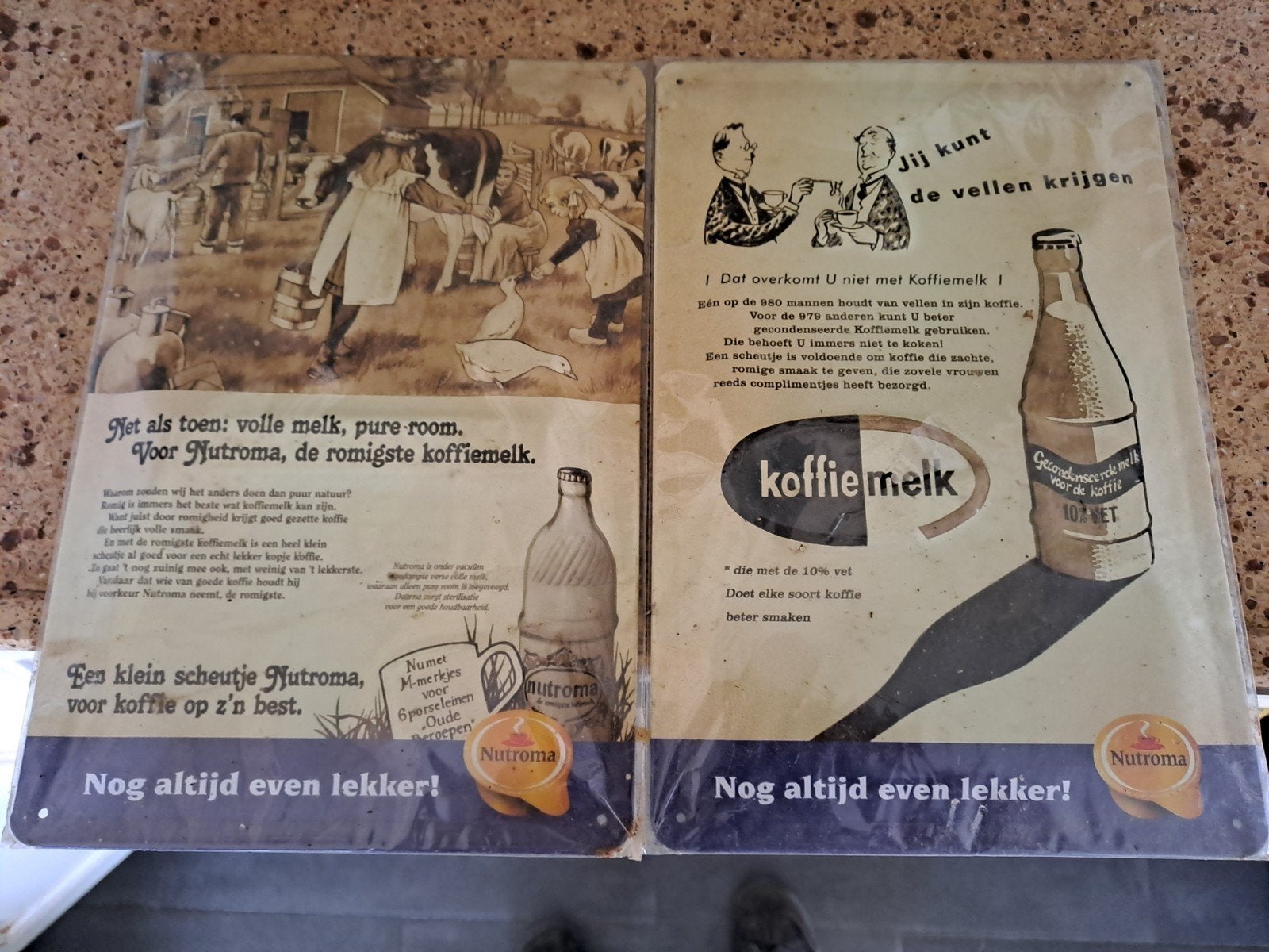 Vintage Nutroma Koffiemelk Reclameborden (2 stuks), Ophalen of Verzenden, Gebruikt, Reclamebord