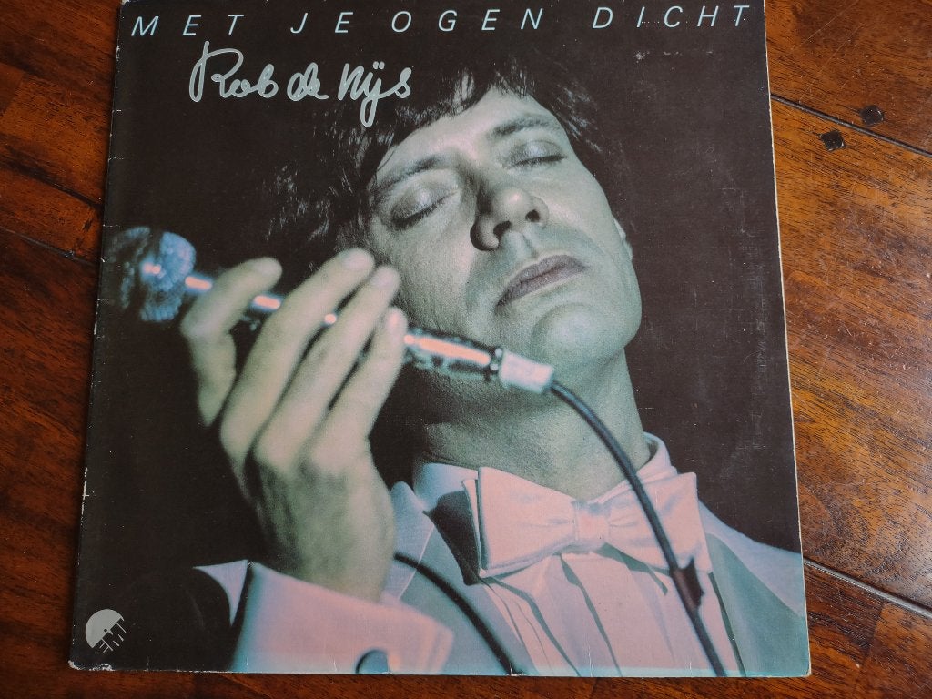 LP - Rob de Nijs - Met je ogen dicht, Cd's en Dvd's, Vinyl | Nederlandstalig, Ophalen of Verzenden, Zo goed als nieuw, 12 inch