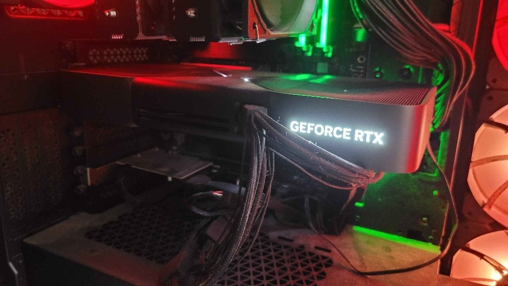 NVIDIA GeForce RTX 5090 Founders Edition - 32GB, Computers en Software, Ophalen, Overige soorten, Zo goed als nieuw, PCI-Express 5