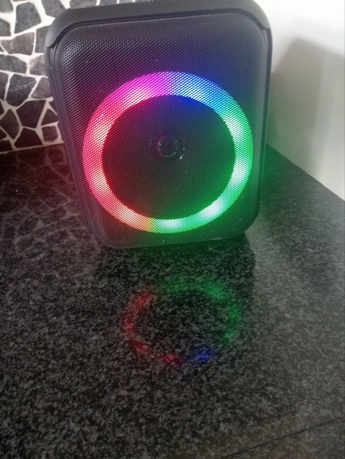 Draagbare Party Speaker met Lichteffecten en Bluetooth, Overige merken, Party speaker, Ophalen of Verzenden, Zo goed als nieuw