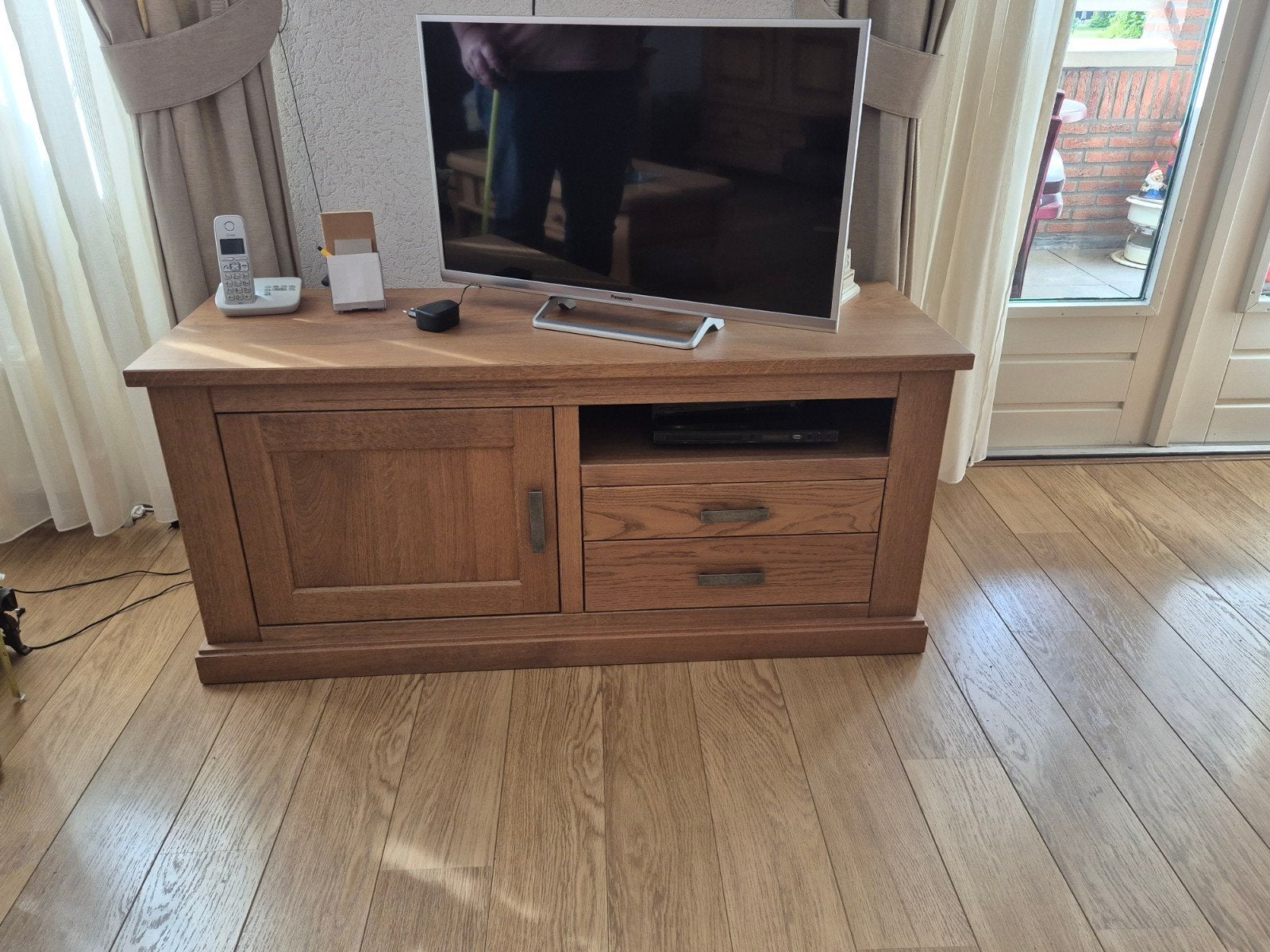 Tv kast, Ophalen, 25 tot 50 cm, 100 tot 150 cm, Minder dan 100 cm