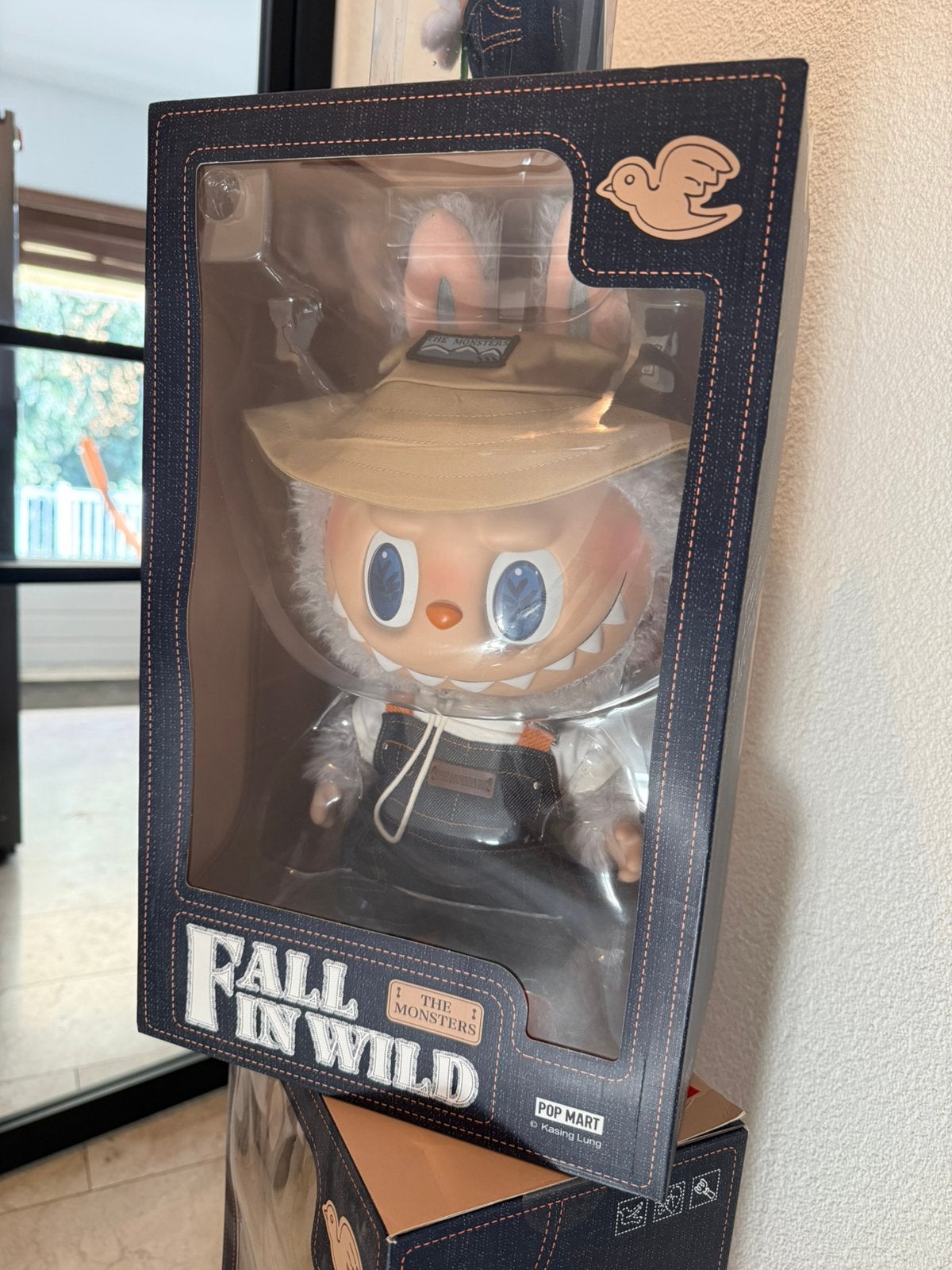 POP MART TM FALL IN WILD -Plush Doll JP Konijn, Overige merken, Ophalen of Verzenden, Middelgroot (20 tot 80 cm), Met kleding of accessoire