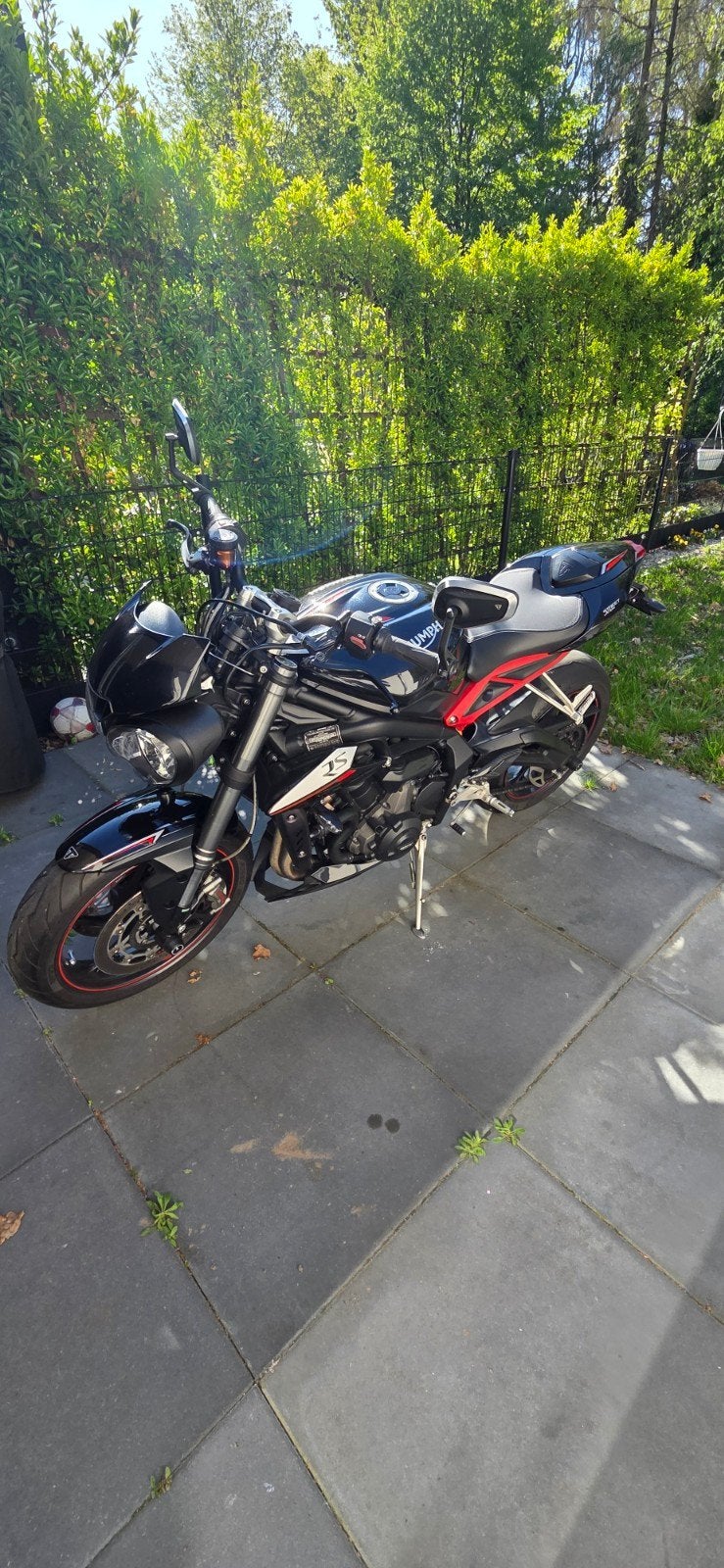 Triumph Street Triple RS - Krachtige Naked Bike, Particulier, Naked bike