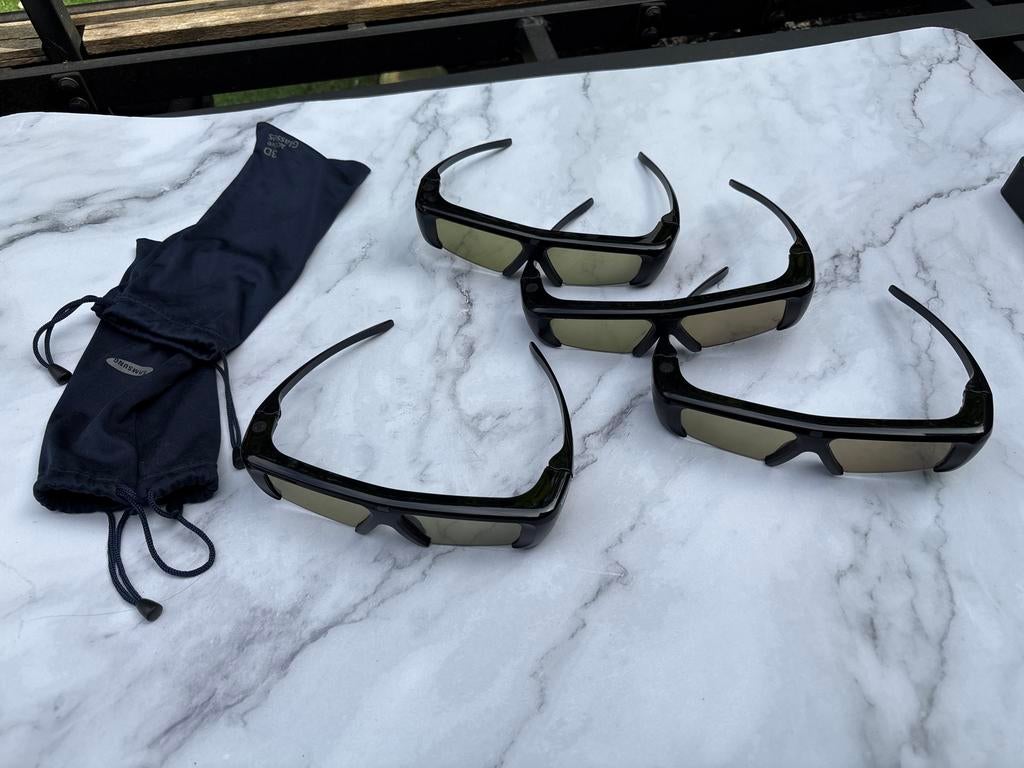 4x Samsung 3D brillen met opbergzakjes, Ophalen of Verzenden, Zo goed als nieuw