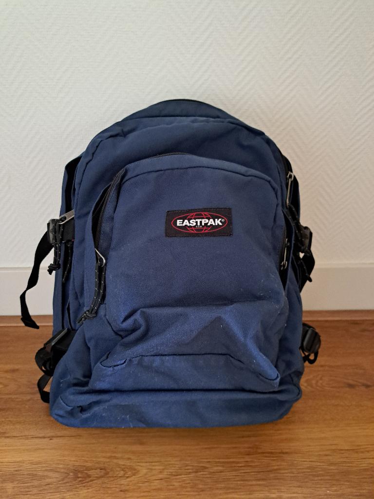 Eastpak Provider Rugzak blauw, 25 tot 40 cm, Ophalen of Verzenden, Zo goed als nieuw, 30 tot 45 cm