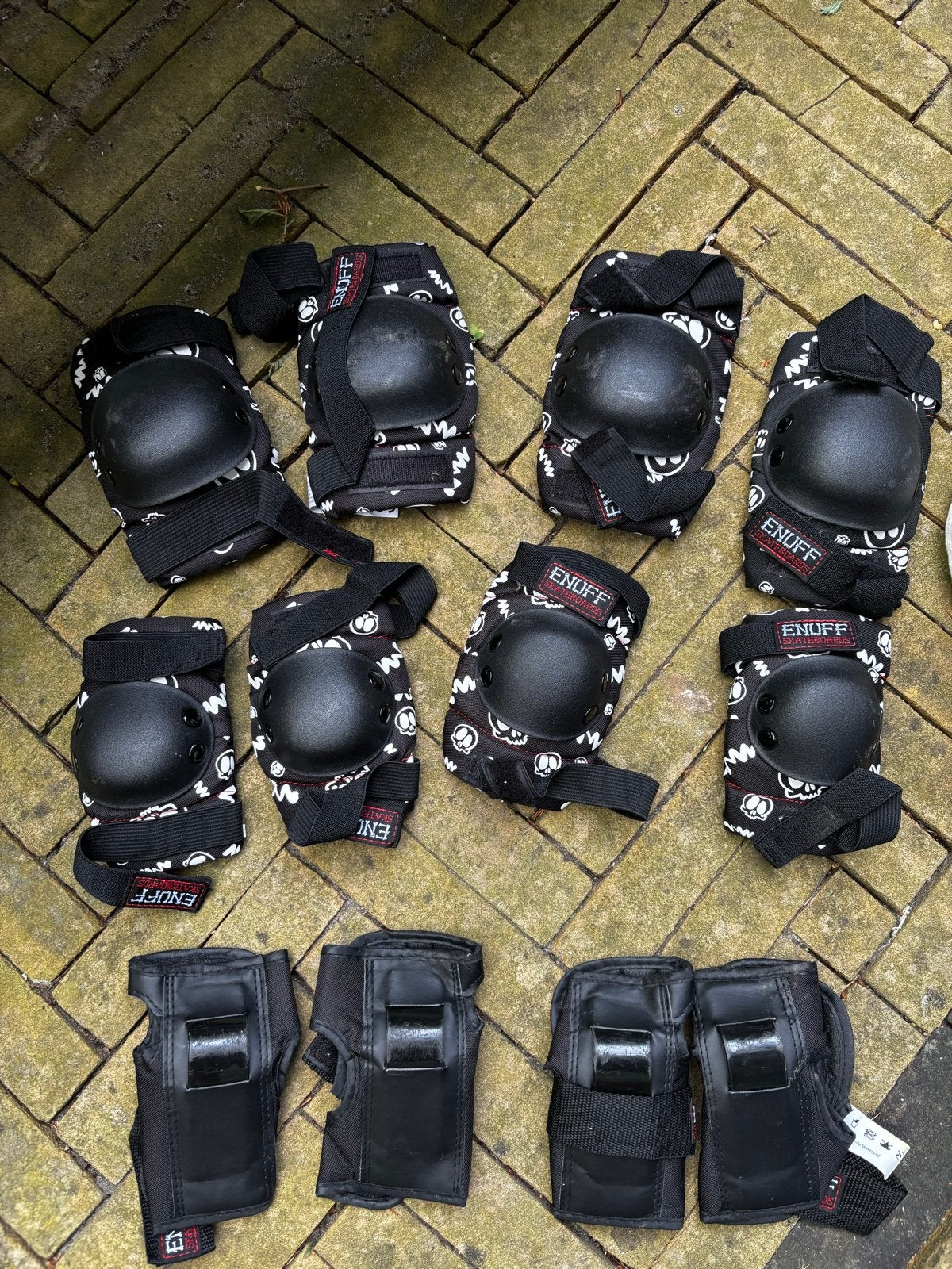 ENUFF Skulls Junior Ramp Skate Beschermingsset (M), Ophalen, Gebruikt, Bescherming