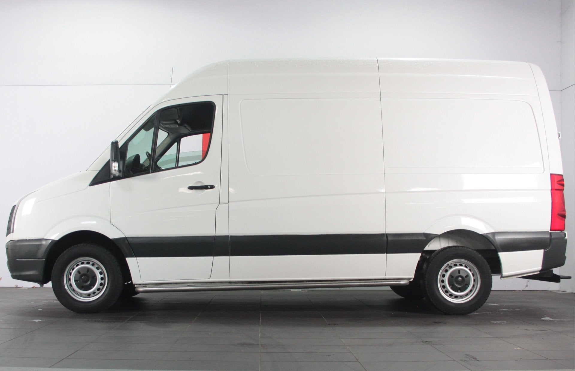 Volkswagen Crafter 50 2.0 TDI L2H2 - Trekhaak / Bluetooth /, Auto's, Euro 5, Gebruikt, 4 cilinders, Volkswagen