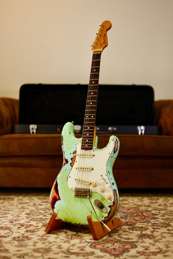 Del-Tone 60s S-style heavy relic Surf Green, Ophalen, Gebruikt, Solid body, Overige merken