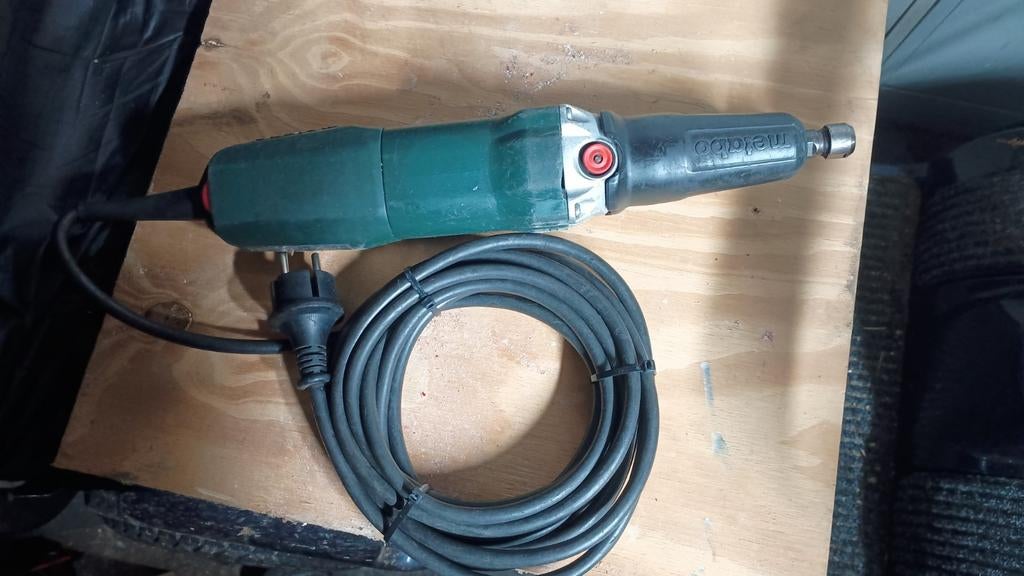 Metabo binnenslijptol, Ophalen of Verzenden, Zo goed als nieuw, 700 tot 1000 watt, Rechte handslijpmachine