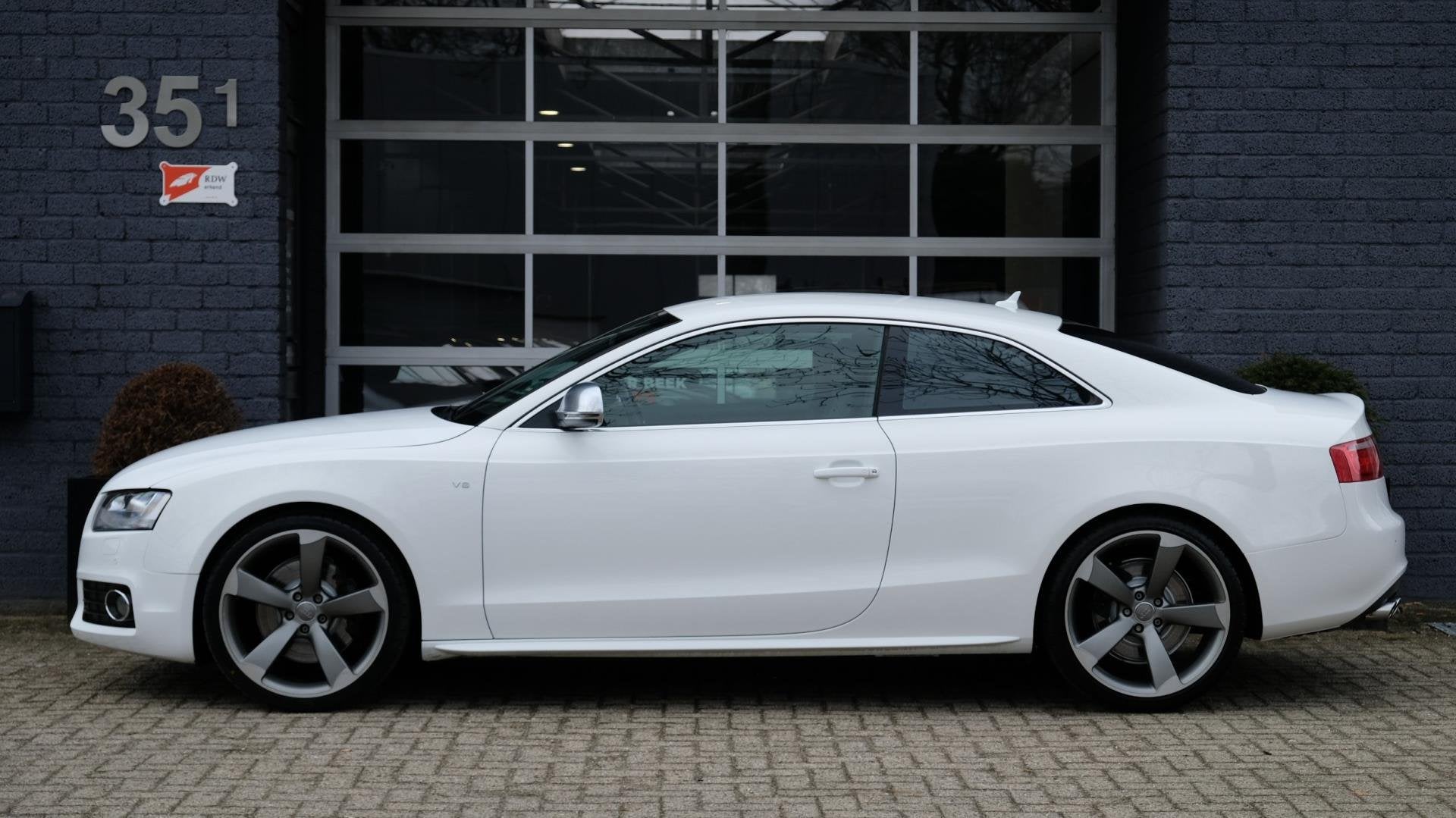 Audi S5 Coupé 4.2 FSI quattro 354PK 20inch RS5 Rotor, Auto's, Gebruikt, 4 stoelen, Wit, Bedrijf