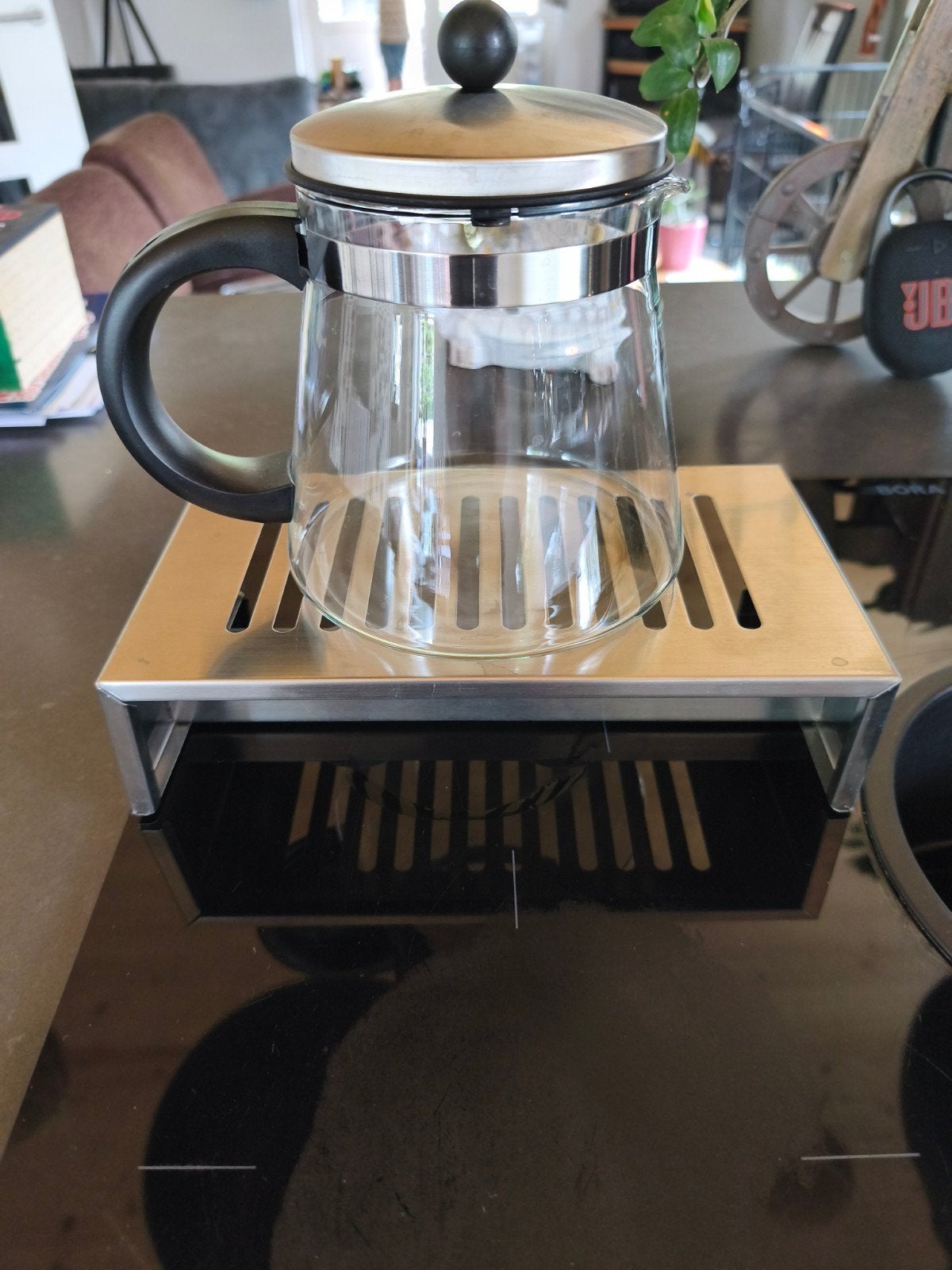 Mooie theepot met RVS onderzetter voor theepot of fluitketel, Zilver, Ophalen of Verzenden, Metaal, Overige merken