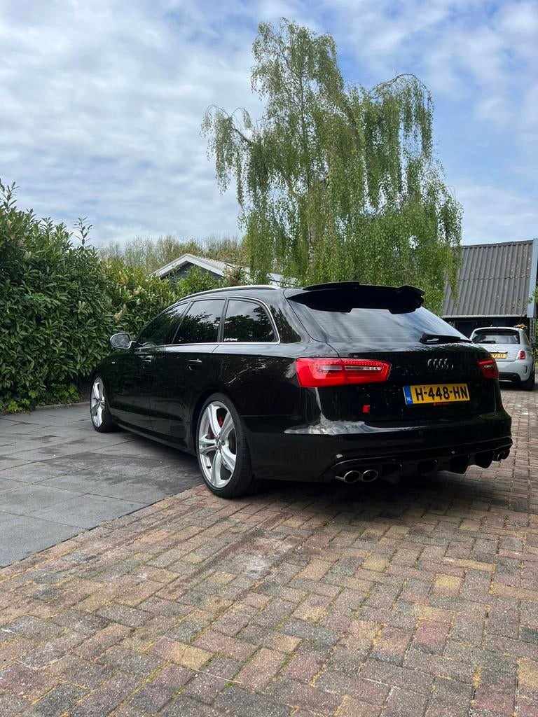 Audi S6 4.0 v8 580PK 780nm, Auto's, Audi, Automaat, Zwart, Stationwagon, Particulier
