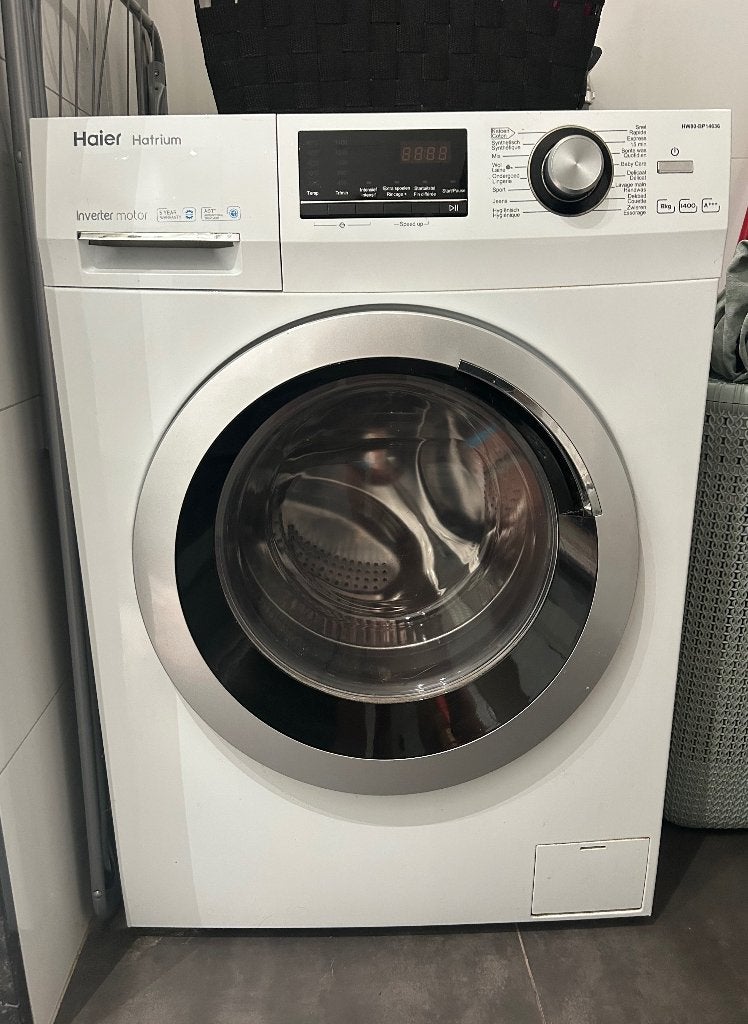 Wasmachine Haier, Witgoed en Apparatuur, Wasmachines, Ophalen, 1200 tot 1600 toeren, Gebruikt, 85 tot 90 cm