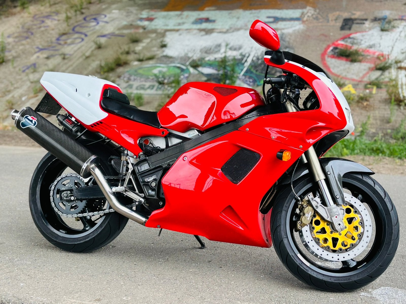 Laverda 650 IE Kevlar 299, 23 jaar eigenaar., Particulier