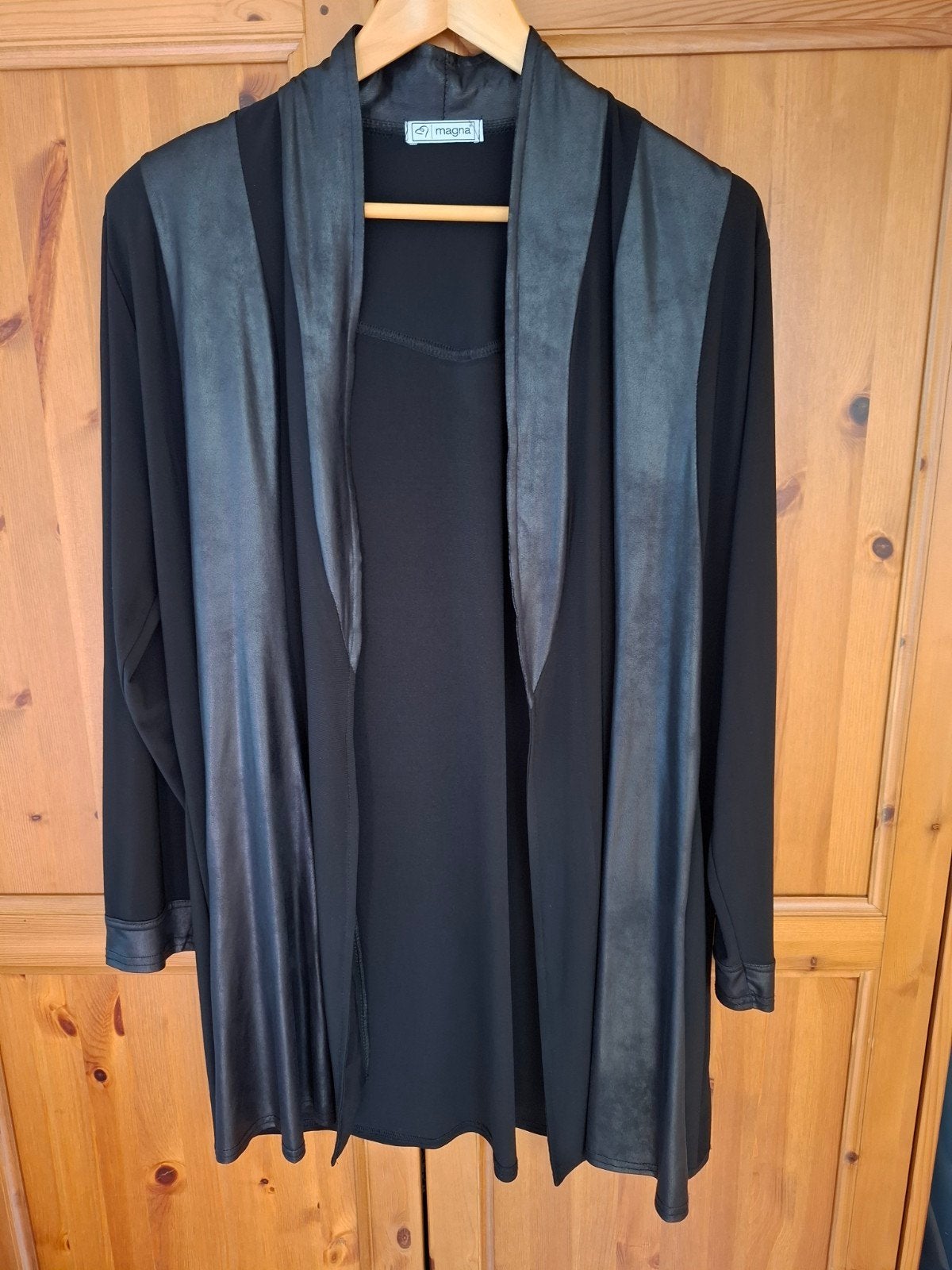 Magna vest/jasje maat 44/46 - Nieuw, Verzenden, Zwart, Maat 46/48 (XL) of groter, Nieuw