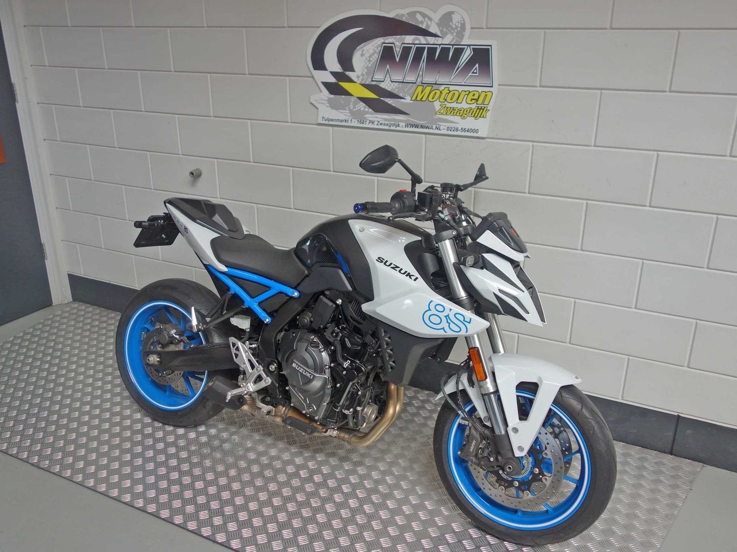 SUZUKI GSX-8S, Bedrijf, Onbekend, Meer dan 35 kW, Onbekend