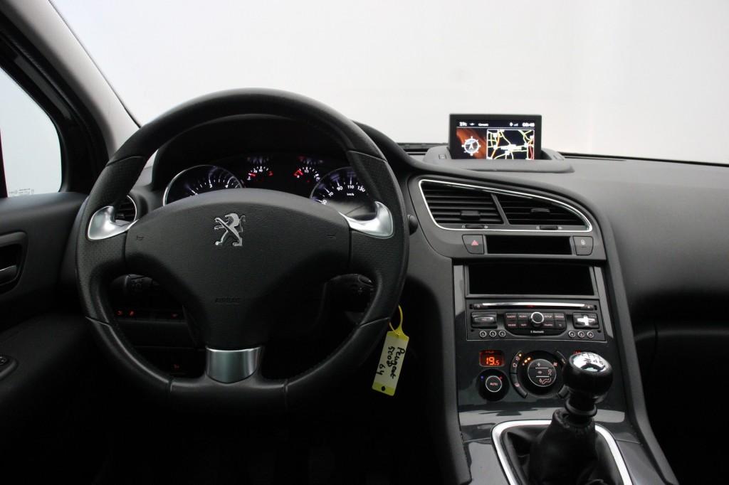 Peugeot 5008 1.2 PureTech Style 7 persoons - Panorama, Navi,, Auto's, Gebruikt, 1199 cc, Met garantie (alle), 7 stoelen
