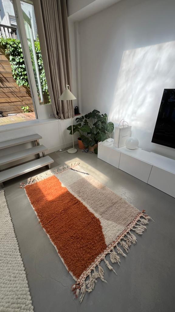Handgetuft wollen vloerkleed 184x110cm  Hand tufted wool rug, Ophalen, Gebruikt, Beige, Minder dan 10 m²