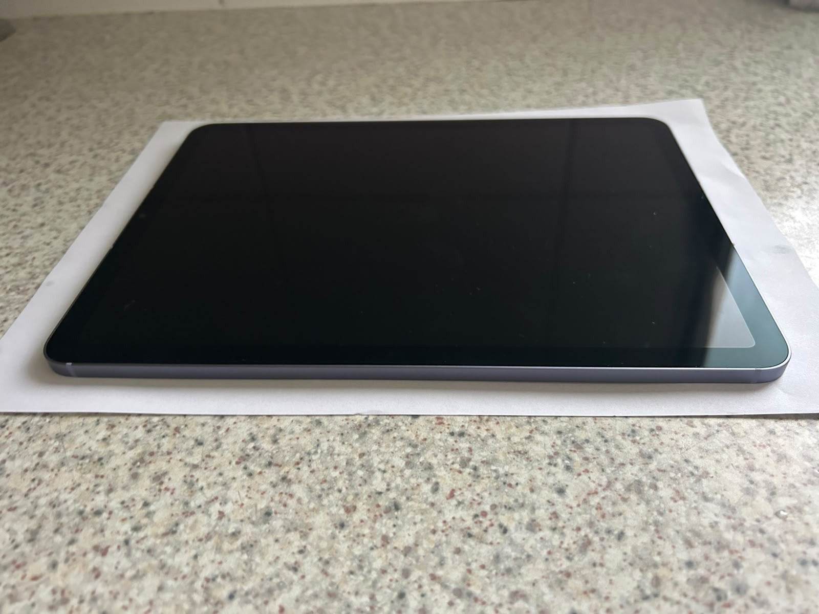 Foto 4 van iPad Air 5e Generatie 256GB Wifi+5G Nieuw Staat
