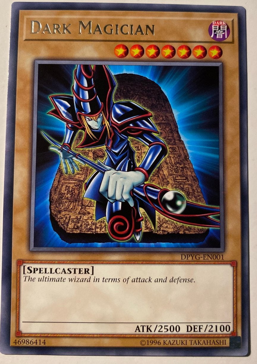 Yu-Gi-Oh! Dark Magician DPYG Rare 1996 !, Hobby en Vrije tijd, Verzamelkaartspellen | Yu-gi-Oh!, Ophalen of Verzenden, Zo goed als nieuw