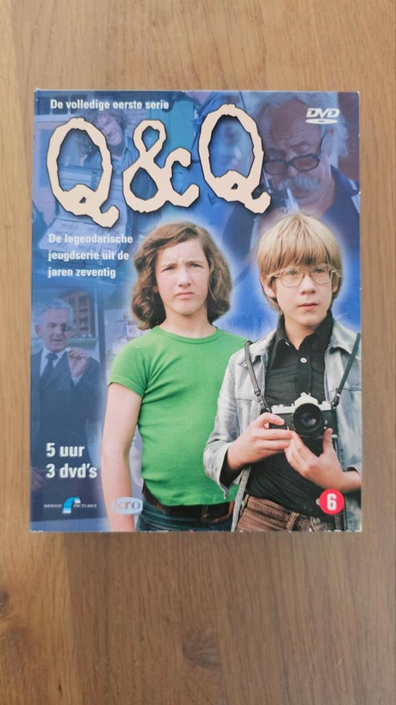 Q&Q - De volledige eerste serie (3 DVD's), Cd's en Dvd's, Dvd's | Tv en Series, Gebruikt, Boxset, Ophalen of Verzenden, Vanaf 6 jaar