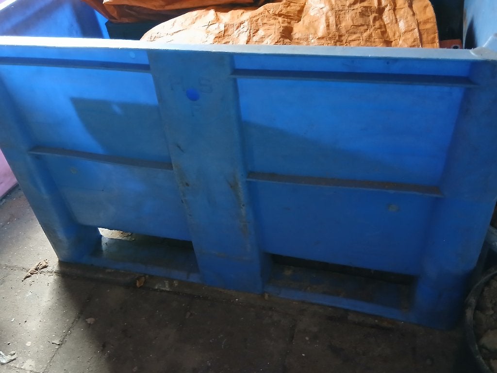 3 grote kuub bakken kunststof, Ophalen, Gebruikt, 100 cm of meer, 60 cm of meer