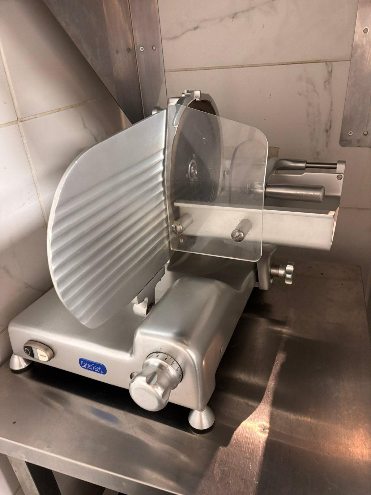 Vleessnijmachine, Ophalen, Gebruikt