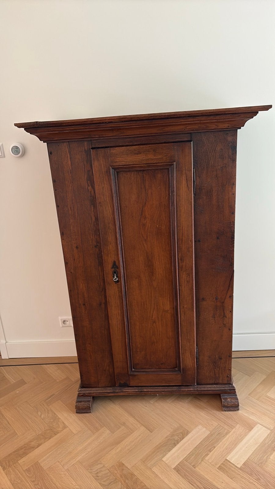 Antieke Bruine Houten Kast met Twee Legplanken, Antiek en Kunst, Ophalen