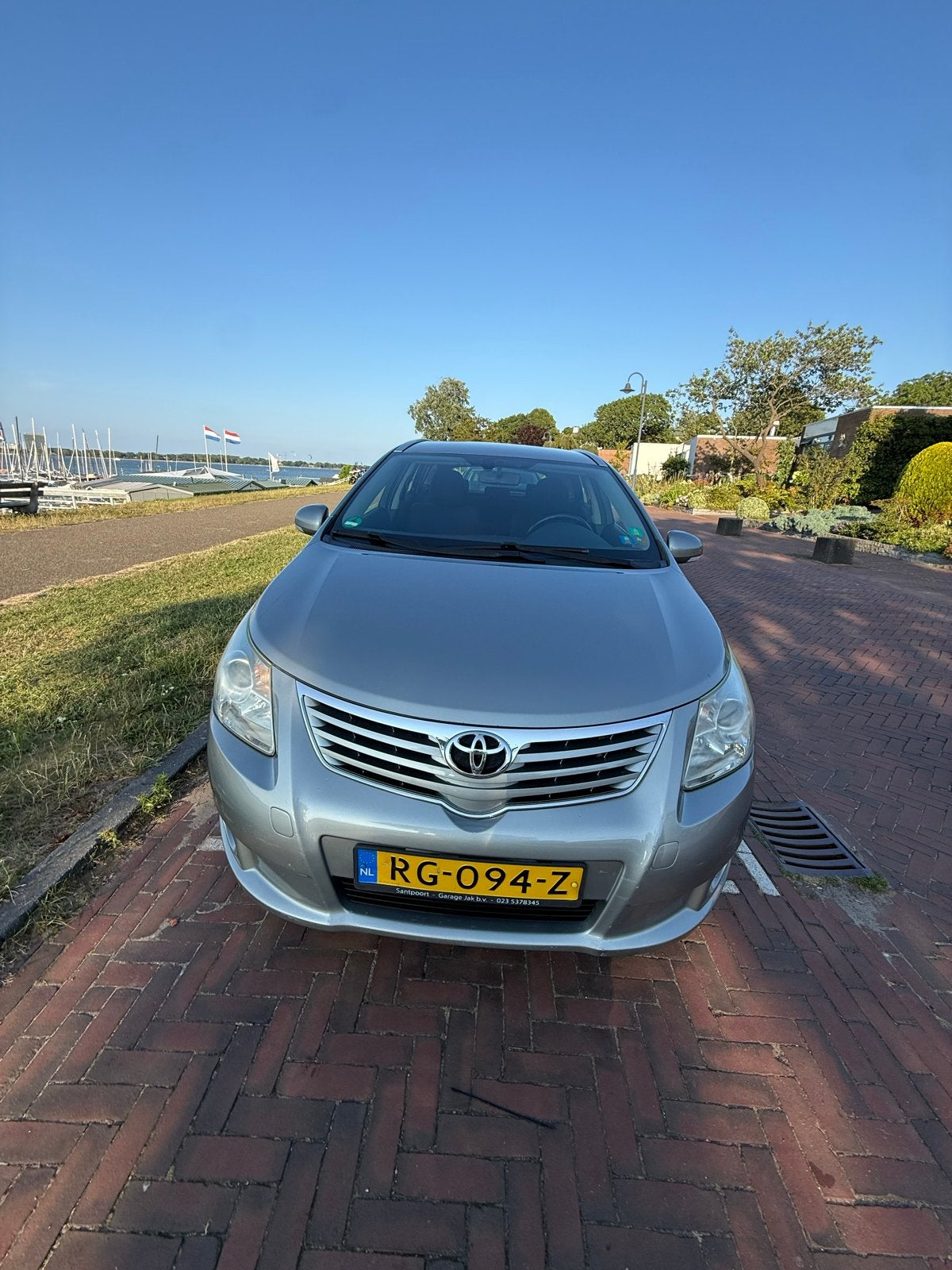 Toyota Avensis 1.8 Vvt-i Wagon 2009 Grijs, Auto's, 15 km/l, Avensis, 4 cilinders, Handgeschakeld