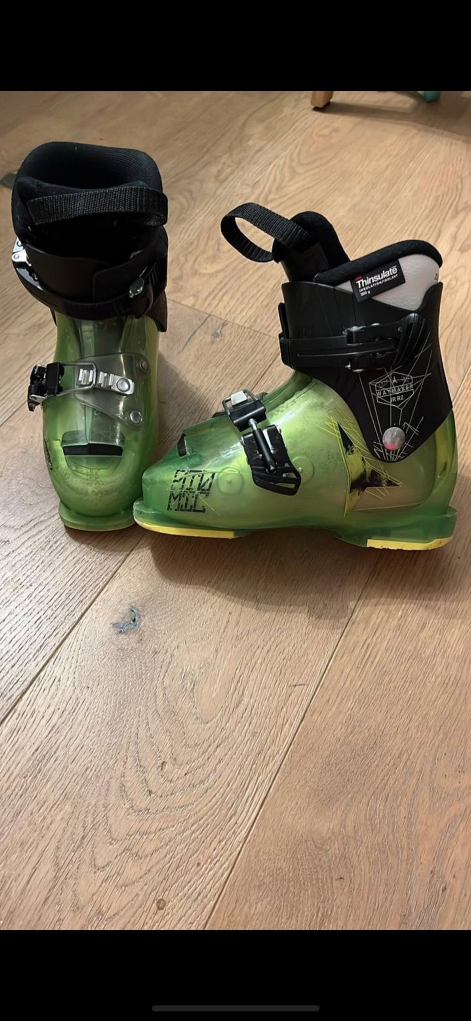 Atomic Waymaker JR R2 skischoenen met Thinsulate, Gebruikt, 100 tot 140 cm, Schoenen, Ophalen of Verzenden
