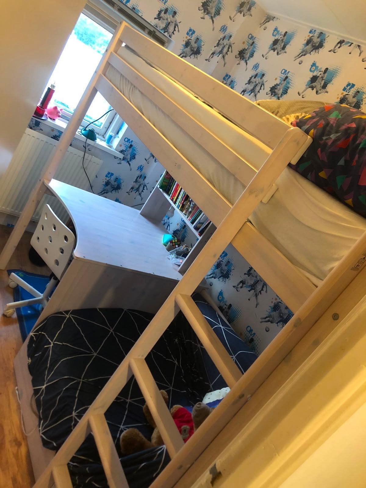 Prachtige houten hoogslaper met bureau en boekenkast, Ophalen, 100 cm, Hoogslaper, Eenpersoons