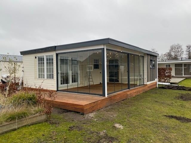 Likon chalet, Caravans en Kamperen, Tot en met 4