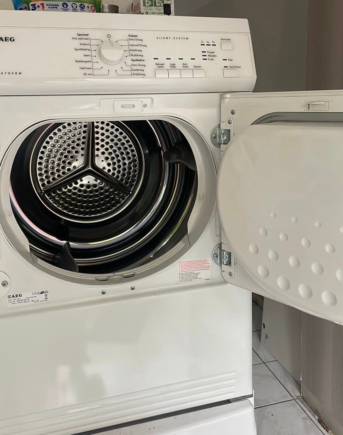 AEG lavatherm silent wasdroger, Witgoed en Apparatuur, Wasdrogers, Ophalen, 6 tot 8 kg, Luchtafvoer, Zo goed als nieuw