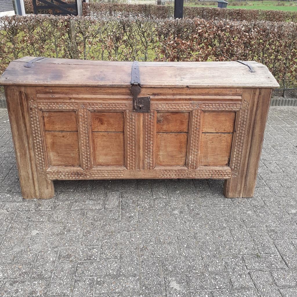Antiek eiken dekenkist,300 jaar oud., Ophalen of Verzenden