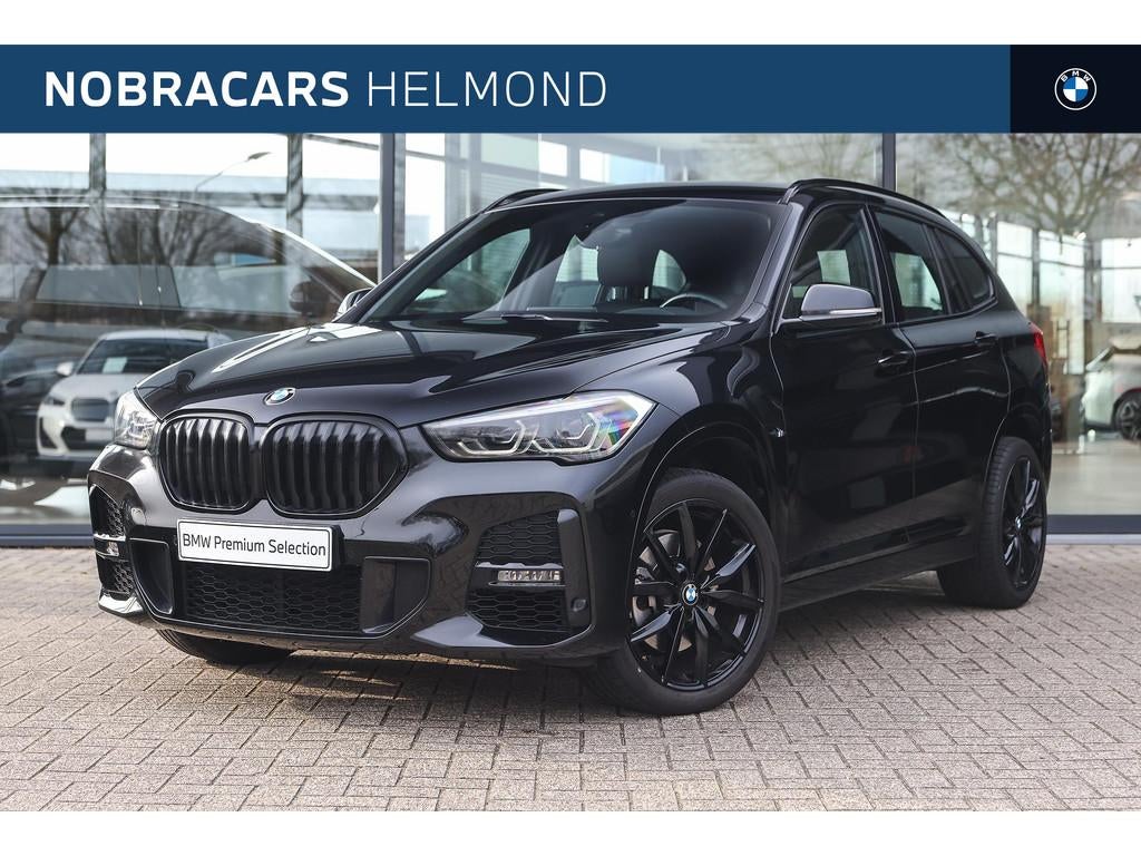 BMW X1 xDrive20i High Executive M Sport Automaat / Trekhaak, 1998 cc, Gebruikt, 4 cilinders, Zwart