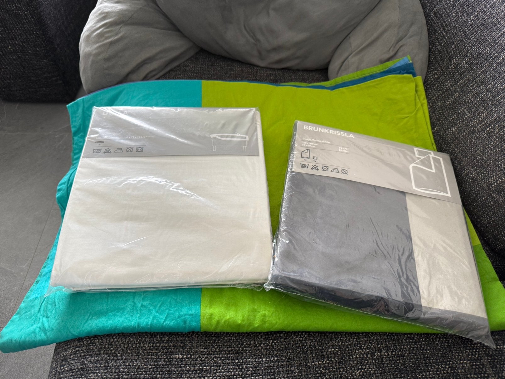 Ikea 2 x een 1 pers. dekbedovertrek en 1 x hoeslaken, Ophalen, Eenpersoons, Blauw, Hoeslaken of Sloop