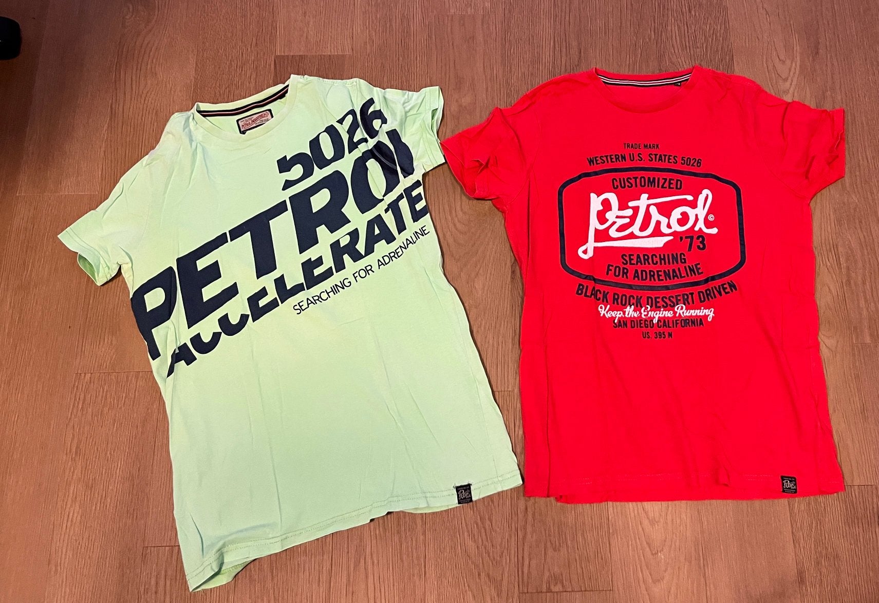 Set 2x Petrol T-Shirt jongen Groen en rood samen 3,50euro, Kinderen en Baby's, Ophalen of Verzenden, Gebruikt, Jongen, Shirt of Longsleeve