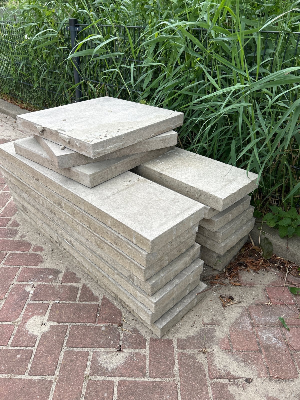 Gebruikte betontegels voor terras of pad, Tuin en Terras, Ophalen, Gebruikt, Minder dan 5 m², Beton