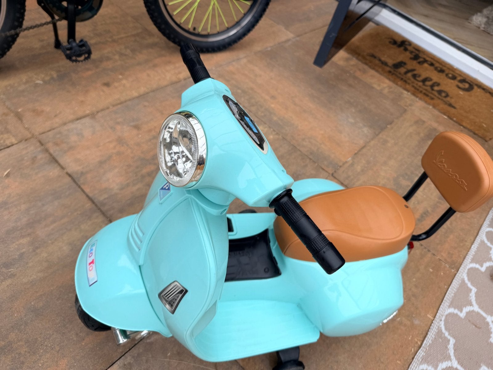 Kinder elektrische scooter - Vespa look, Ophalen, Zo goed als nieuw, Overige typen