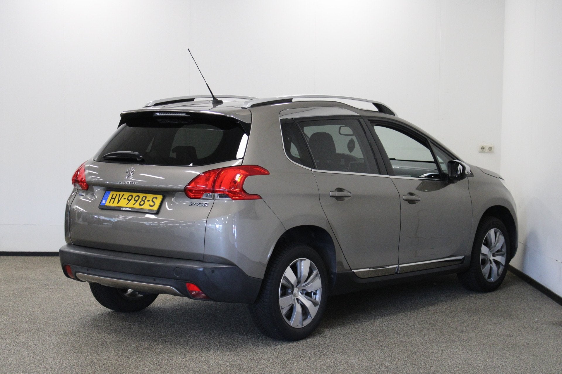 Peugeot 2008 1.2 PureTech Allure (bj 2016, automaat), Auto's, 450 kg, Euro 6, 1199 cc, 82 pk
