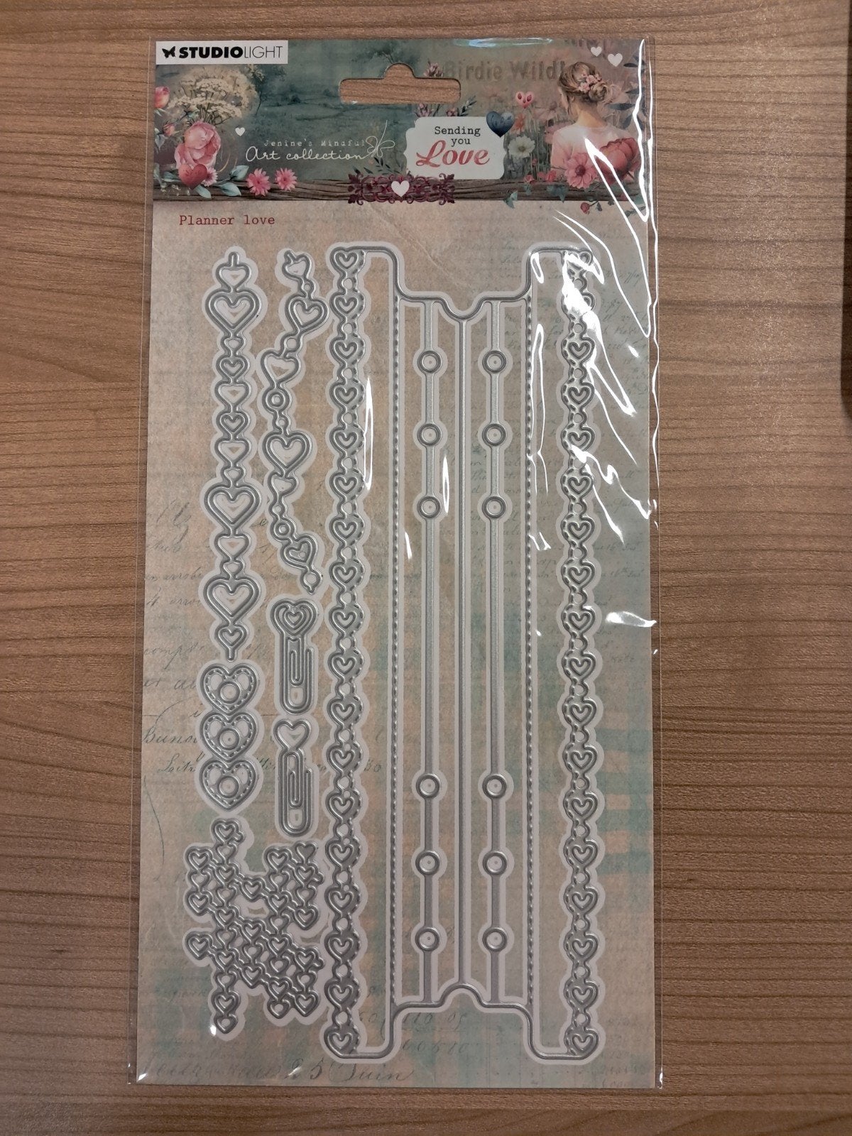 Studio Light Planner Love snijmallen set, Hobby en Vrije tijd, Knutselen, Zilver, Nieuw, Overige merken, Knutselmateriaal